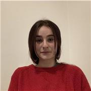 Profesora de ayuda escolar dispuesta a dar clases de forma presencial u online de inglés, euskera, matemáticas y castellano a niños/niñas de primaria y secundaria